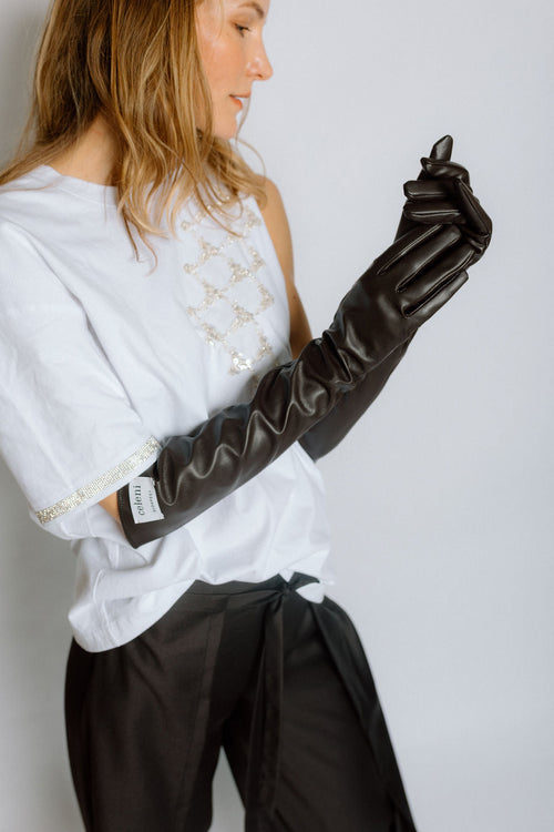 Adonis gloves