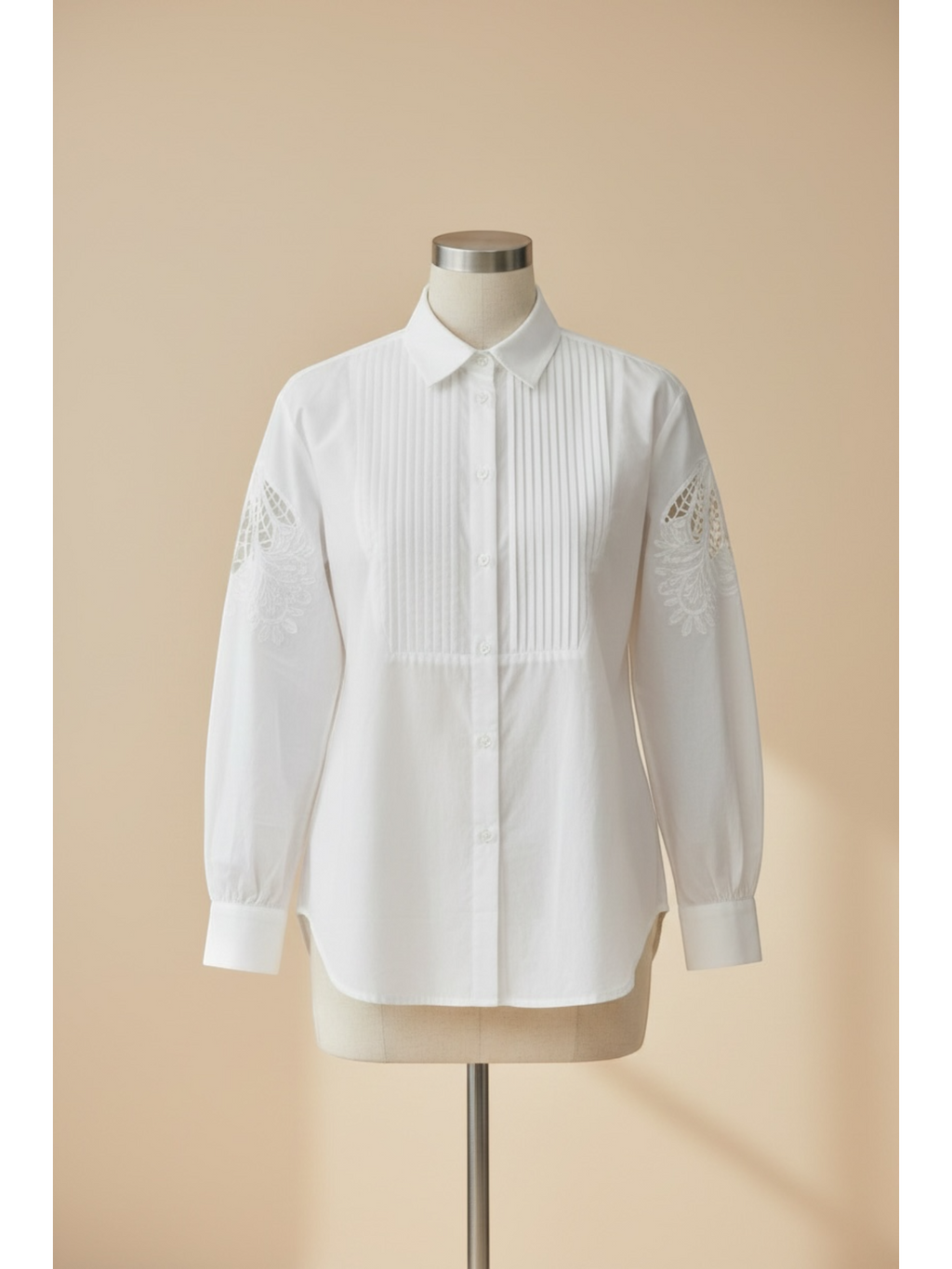 Japa blouse with lace shoulder