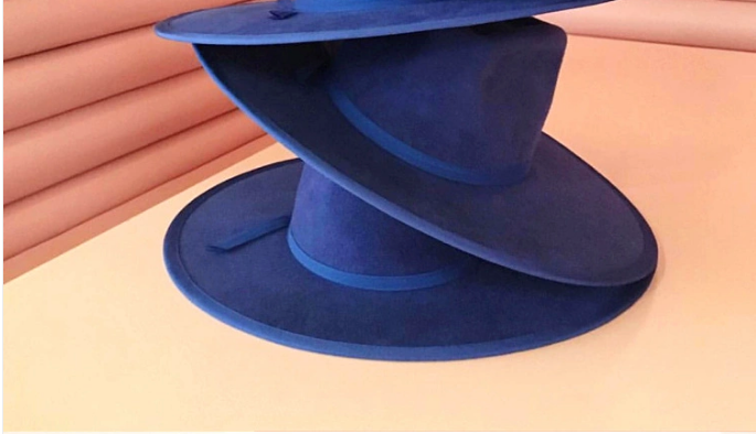 Bleu Hat